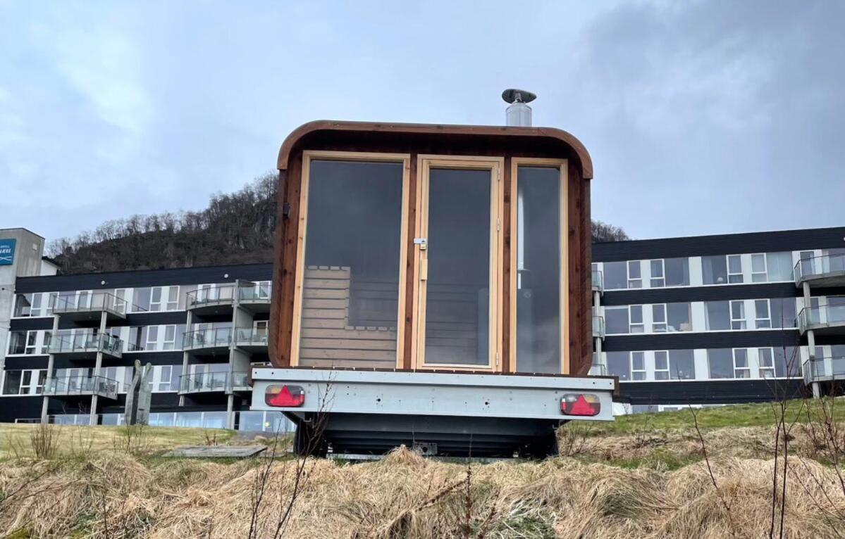 Smaken Av Ryfylke Event As Overnatting, Bygningen Drives Ikke Som Hotell Hjelmeland Экстерьер фото